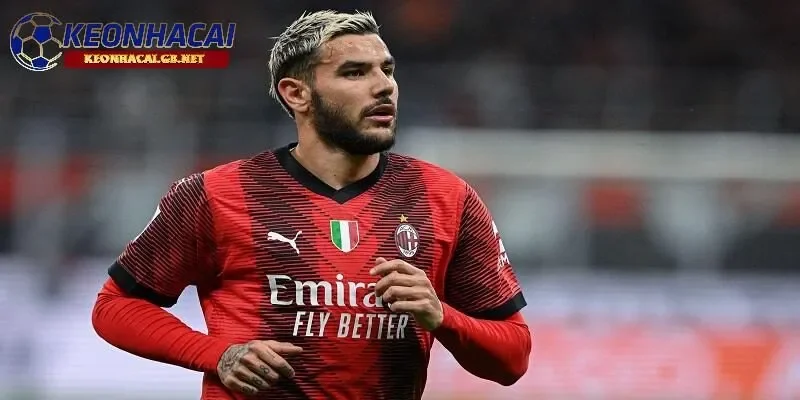 Nhân sự đầu tiên mà Alonso nhắm đến cho Real Madrid chính là Theo Hernandez
