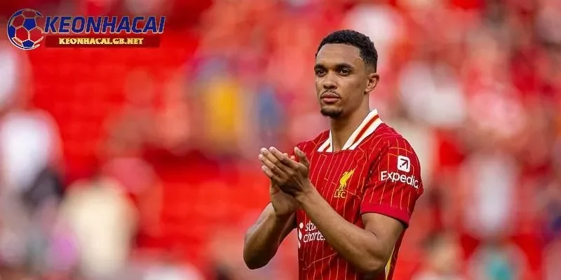 Alexander Arnold có hành động đáp trả khi bị cổ động viên Liverpool chỉ trích Alexander Arnold có hành động đáp trả khi bị cổ động viên Liverpool chỉ trích