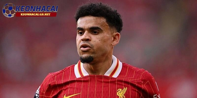 Barcelona quyết tâm với Luis Diaz