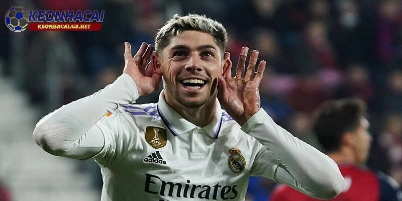 Valverde trở lại luyện tập cùng đội bóng